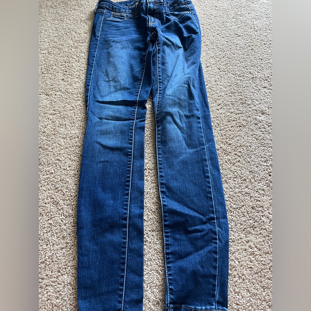 Universal Threads Straight Leg Jeans